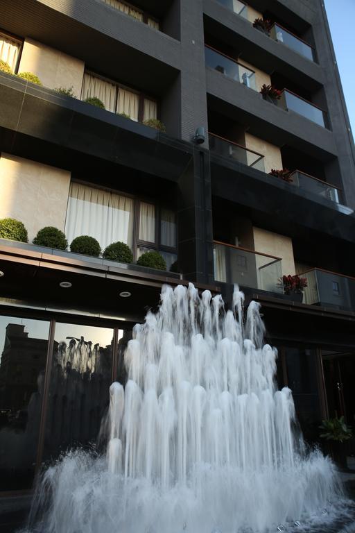 Kun Hotel Taichung Bagian luar foto
