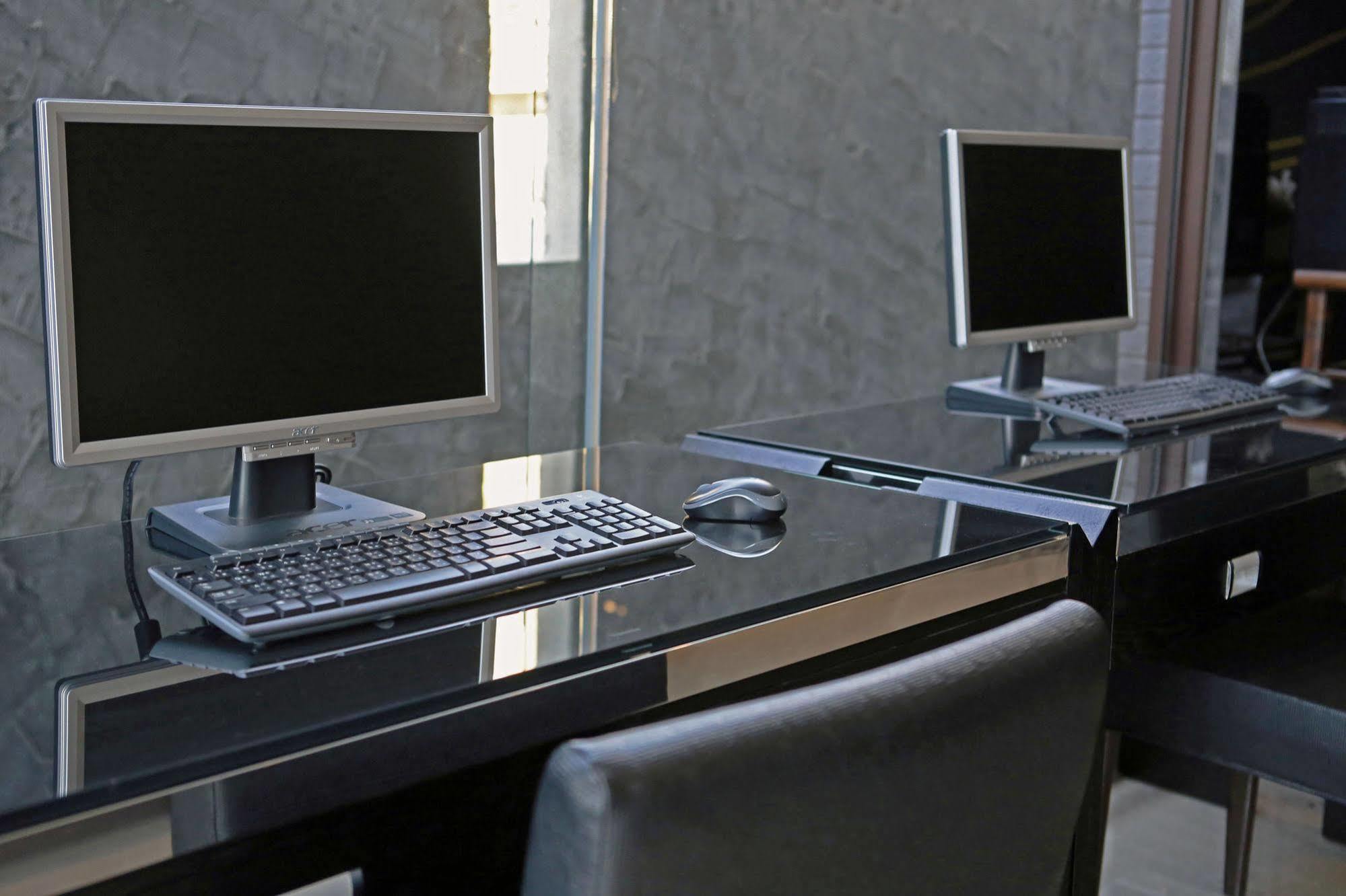 Kun Hotel Taichung Bagian luar foto
